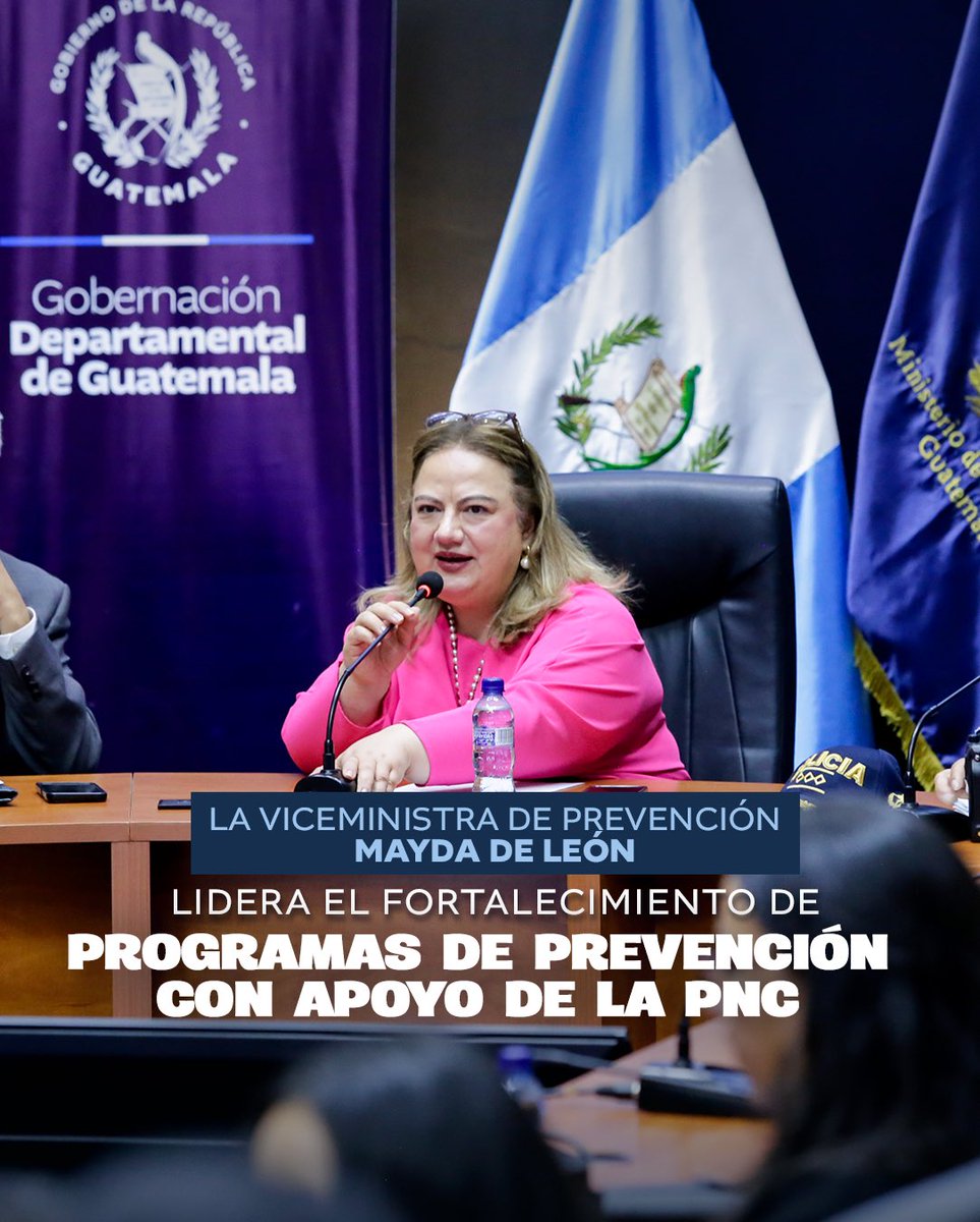 mingobguate's tweet photo. Autoridades del #Mingob en conjunto a integrantes del programa de cooperación regional #EUROFRONT sostienen encuentro para fortalecer la seguridad fronteriza. 🤝 https://t.co/ekOtR3JygS