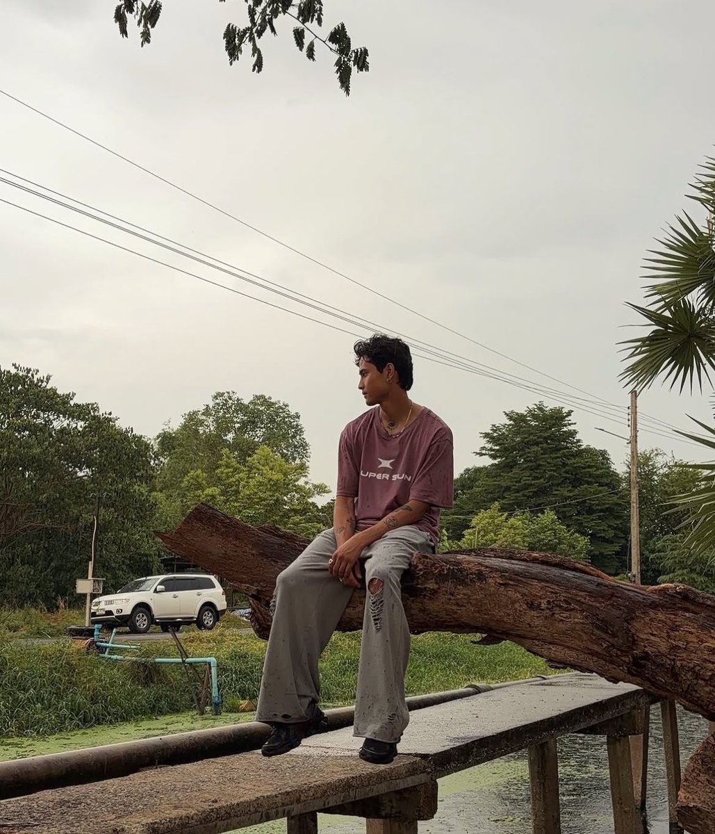 onlyzee4everr's tweet photo. WHERE COMFORT FEELS NATURAL, AND FREEDOM FEELS LIKE YOU SUPER SUN NEW DROP ‘HOMEGROUND’
#SUPERSUN #SSHOMEGROUND
#superstructure @ssupersun
Available on 13 JUNE 2026 at 11.00 am (GMT+7) via
https://t.co/mUlvEGu4oY
Note: Shipping starts 16 JUN 2026 https://t.co/TlQE4ULYZG