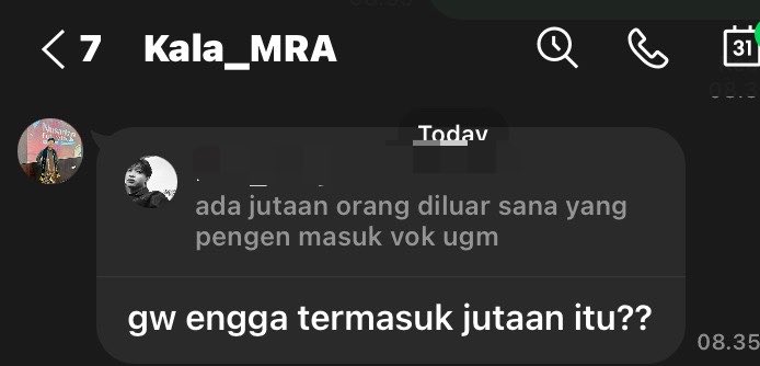 aesmithx's tweet photo. orang ga napak tanah https://t.co/QQoCUWjko6