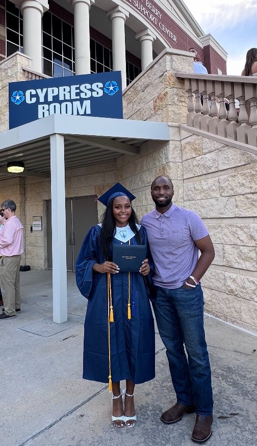 ThierryTchenko's tweet photo. Huge congratulations to my sister Sophia for graduating high school yesterday! Proud of the young woman you are growing up to be. https://t.co/OSiXUizFlF