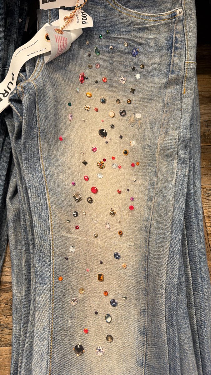 bRicKOwens's tweet photo. Game so fucked up I was in Saks earlier and seen these niggas selling bedazzled printed jeans https://t.co/qk6BDegaE4