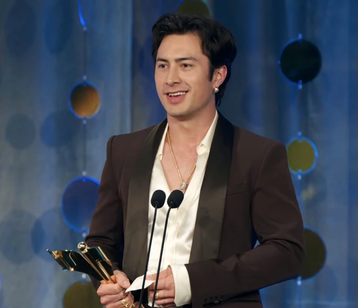 HudsonwilliamMX's tweet photo. Hudson Williams ya aparece oficialmente como ganador de un Canadian Screen Award tanto en el sitio oficial de la Academia Canadiense como en Wikipedia. https://t.co/1DDQ8fgOum