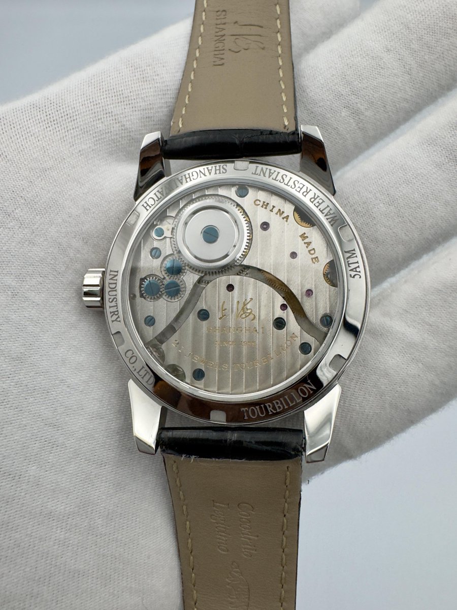 WatchPatrolRF's tweet photo. 🌀 Central tourbillon on deep aventurine—Omega flexes serious watchmaking muscle here. The movement floats, hypnotic at the heart of the dial. Pure De Ville elegance with a twist. #Omega #Tourbillon #DeVille #Medium_Appeal6156

💎 $2,500 at https://t.co/i5jkZbsmAz https://t.co/haOG6IVBNg