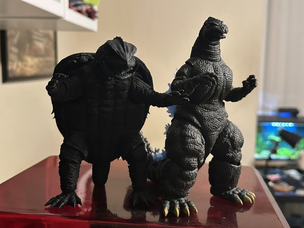 godzilla154's tweet photo. Gamera 65 da big version https://t.co/xDOgCvH2h0