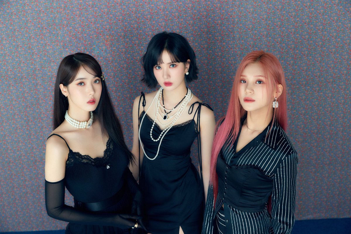 syyvvz_'s tweet photo. #VIVIZ #비비지 @VIVIZ_official https://t.co/TbNvD93OVx