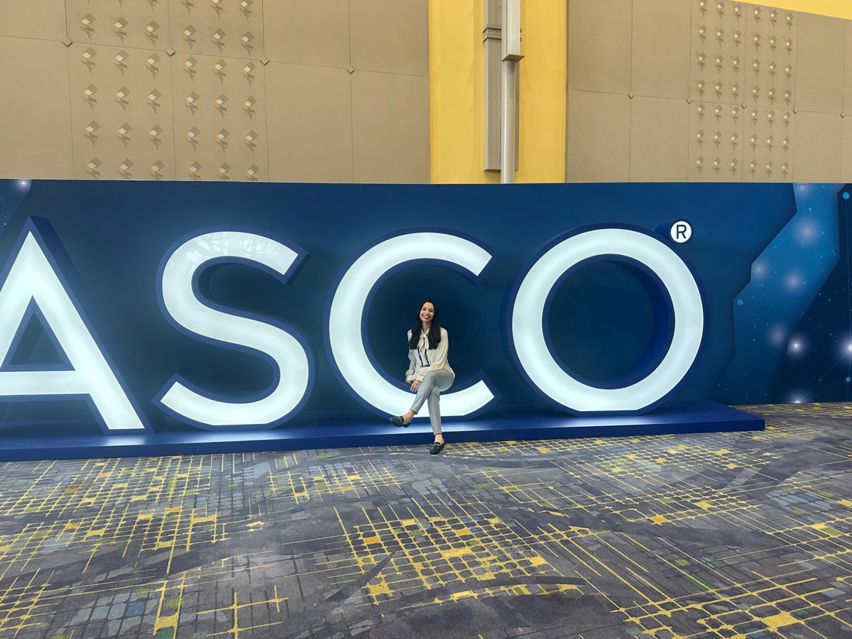 grace_gorecki's tweet photo. Days like today make us excited for a world where there will be no such thing as an “undruggable” disease, as long as we continue to put in the work and advance research. The future is bright! 🔬 #ASCO26 https://t.co/0FfDJZYjGq