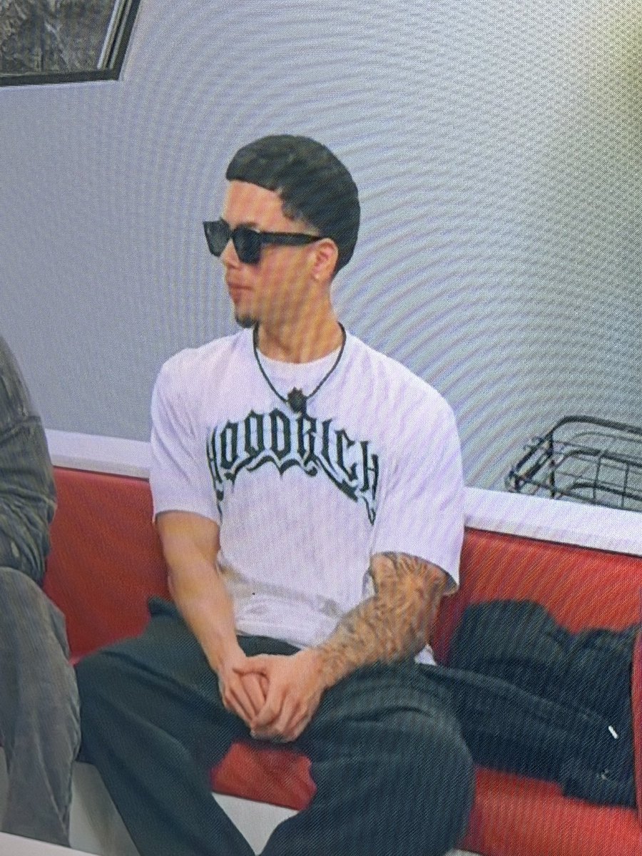 ranriddlz's tweet photo. Bello bello nuestro Willy! #TeamWilly #PlanetaAlofoke https://t.co/kNDpboP1tp