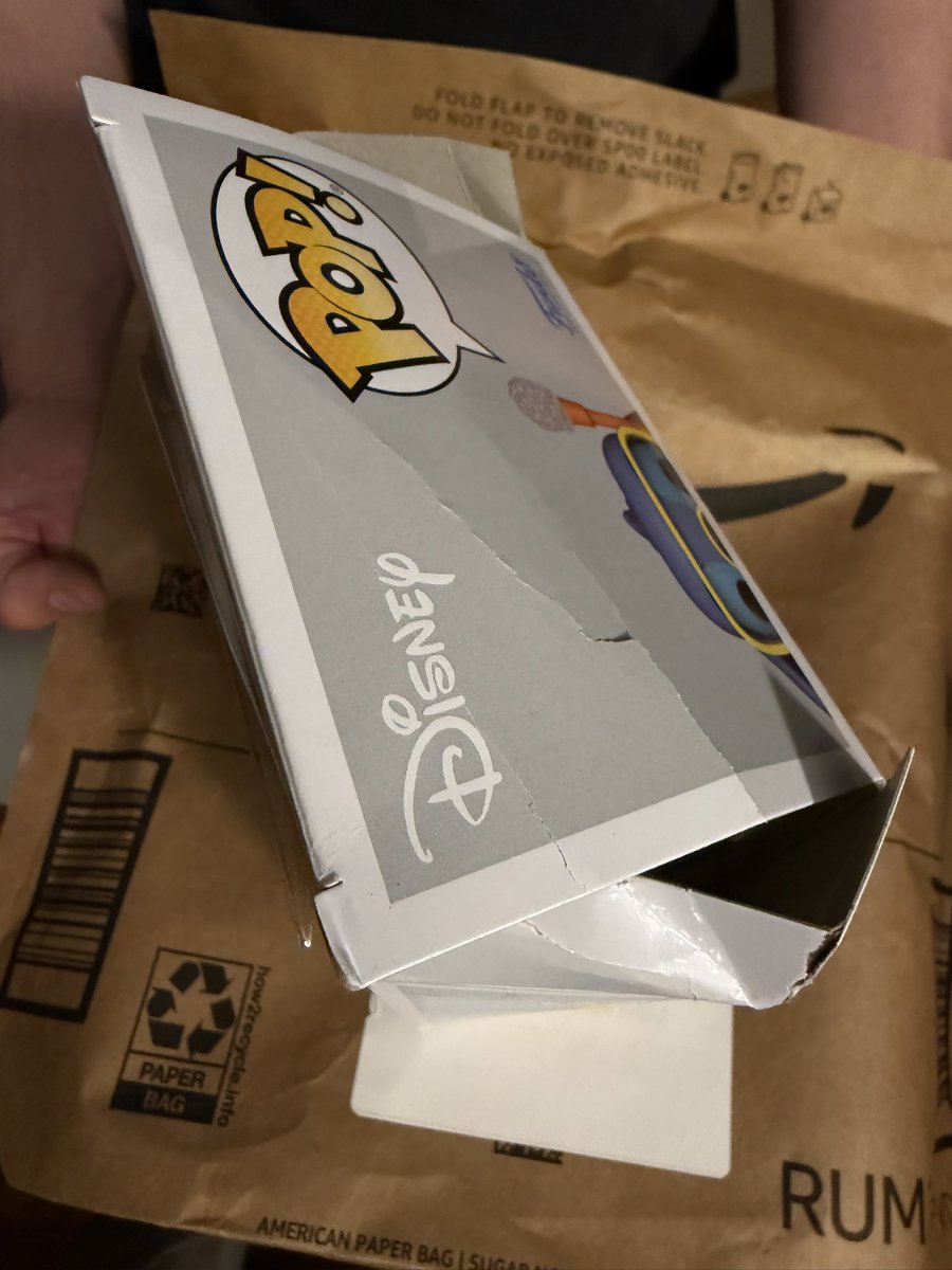 TheRalphReeves's tweet photo. @amazon can you please stop shipping Funko Pops in mailing envelopes! No padding whatsoever in this envelope. This is the second return I��ll have to do in the past few weeks.  @OriginalFunko https://t.co/HqsSXEHm8p