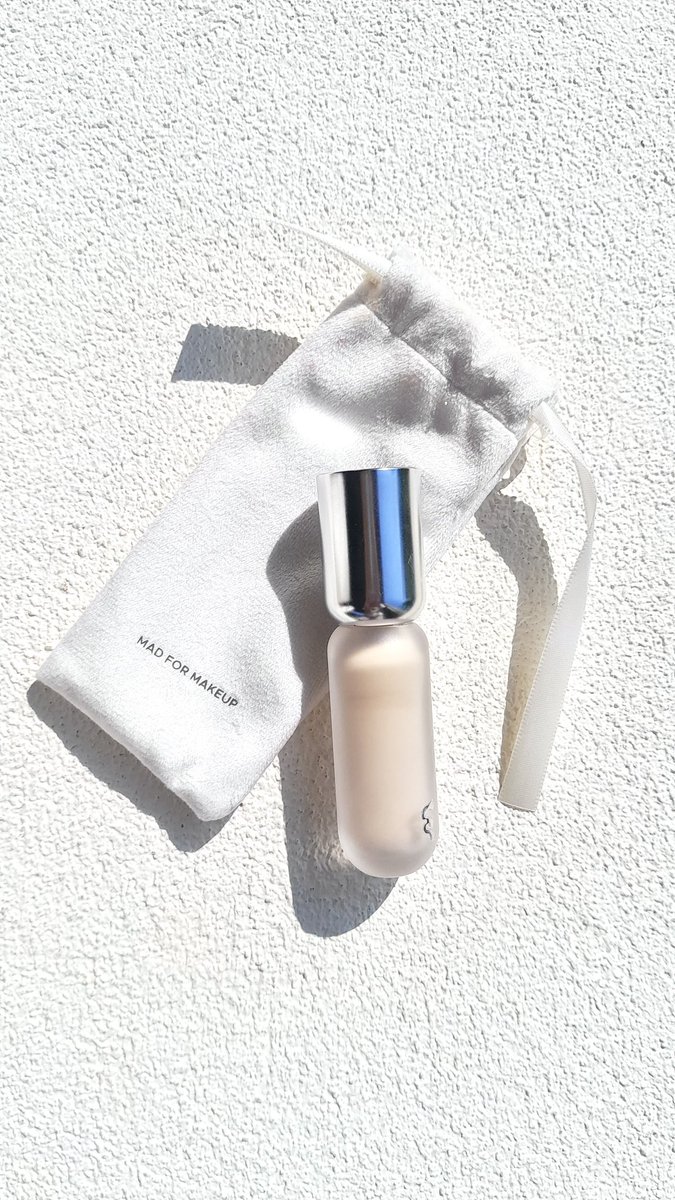 skinlovelies's tweet photo. Good concealer look good clear skin. https://t.co/5qmwImSjfG