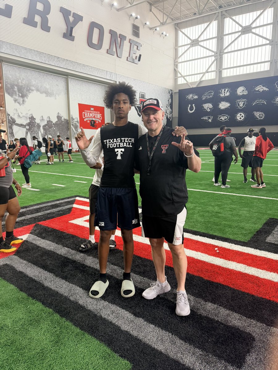 Kade_Thib27's tweet photo. Had a amazing time @TexasTechFB camp today Got some great tips from
@CoachRGreene @coachfreddiej @SJohnson_7 @CoachMcBath https://t.co/fQKCP4Hgsu