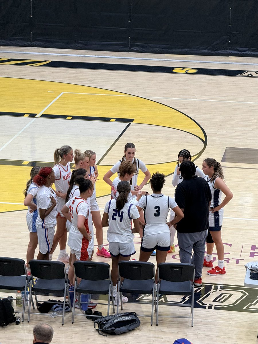 Isabel_hoops1's tweet photo. Thank you @Roundball_Hoops for an amazing event! Thankful to be named MVP of the Class 1A/2A ‼️ Last time wearing #1 , onto college! 

@umwwbasketball @RviewAthletics @RViewSports @WPIALGirlshoop @Raiders_WBBall https://t.co/ogJHOIvdsV