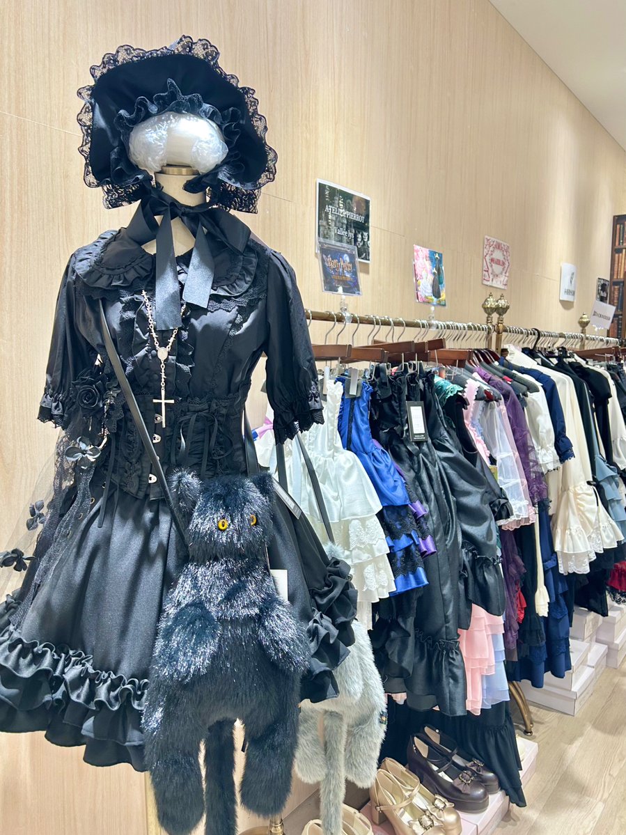 ❤️💙💛💚 ATELIER PIERROT新宿店 11:00-20:00 OPEN 🌟本日開催