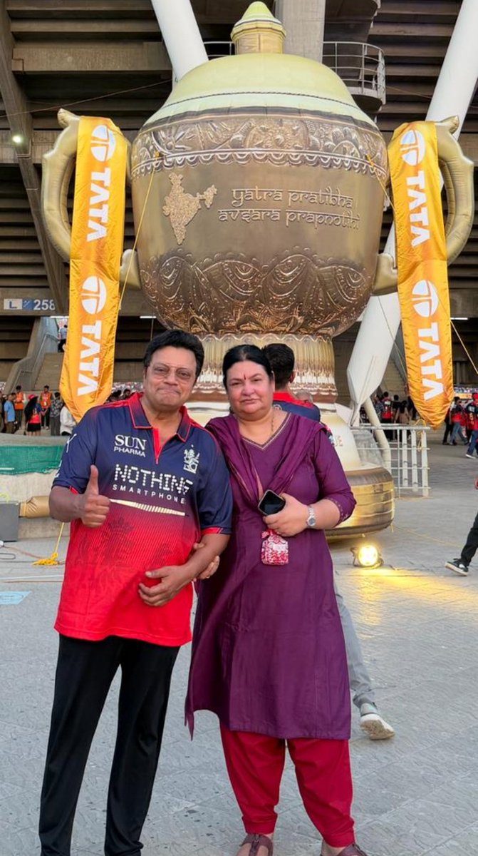 saikumaractor's tweet photo. All about yesterday at #RCBvsGT #GTvsRCB.

"Ee salanu cup Namde"

#IPLFinals2026 https://t.co/K7fh0TKzHc