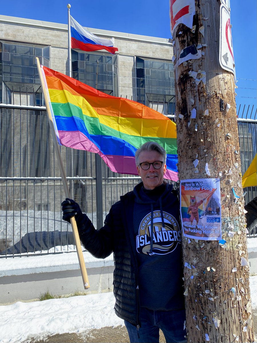drkatems's tweet photo. @Dios_svk Outside the russian embassy in Ottawa, Canada https://t.co/MWbrUf1osh