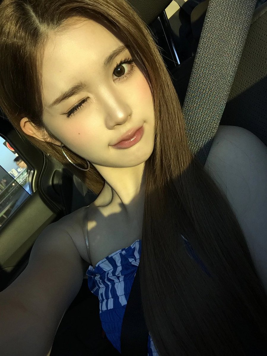 Post by 치치 on X: 자연광 셀카 좋