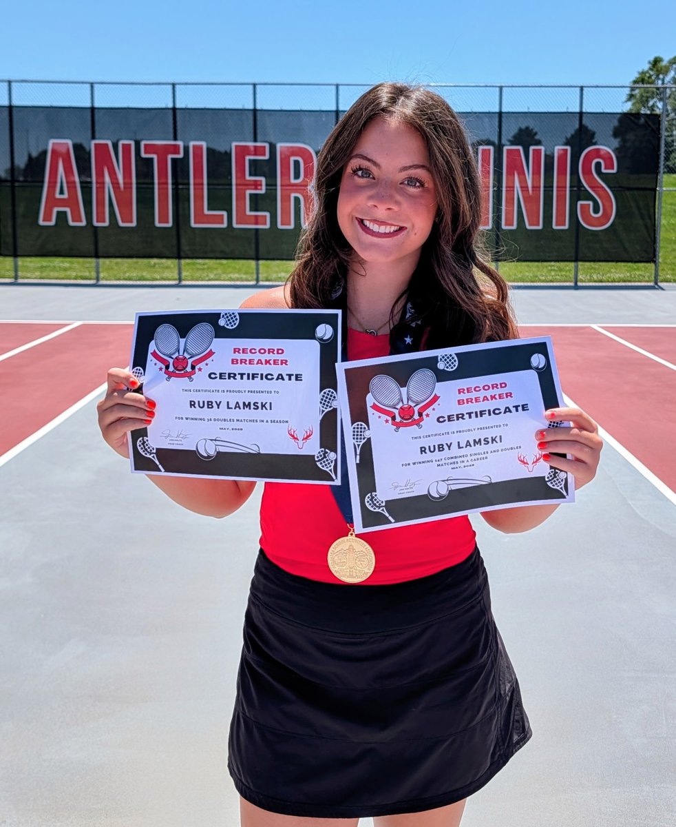 Antler_Tennis's tweet photo. This season Ruby L tied most doubles wins in a season with 36 and broke the combined singles and doubles wins in a season in 147. Congrats and a great way to end her career! #antlertennis https://t.co/eKohN0Z4h7