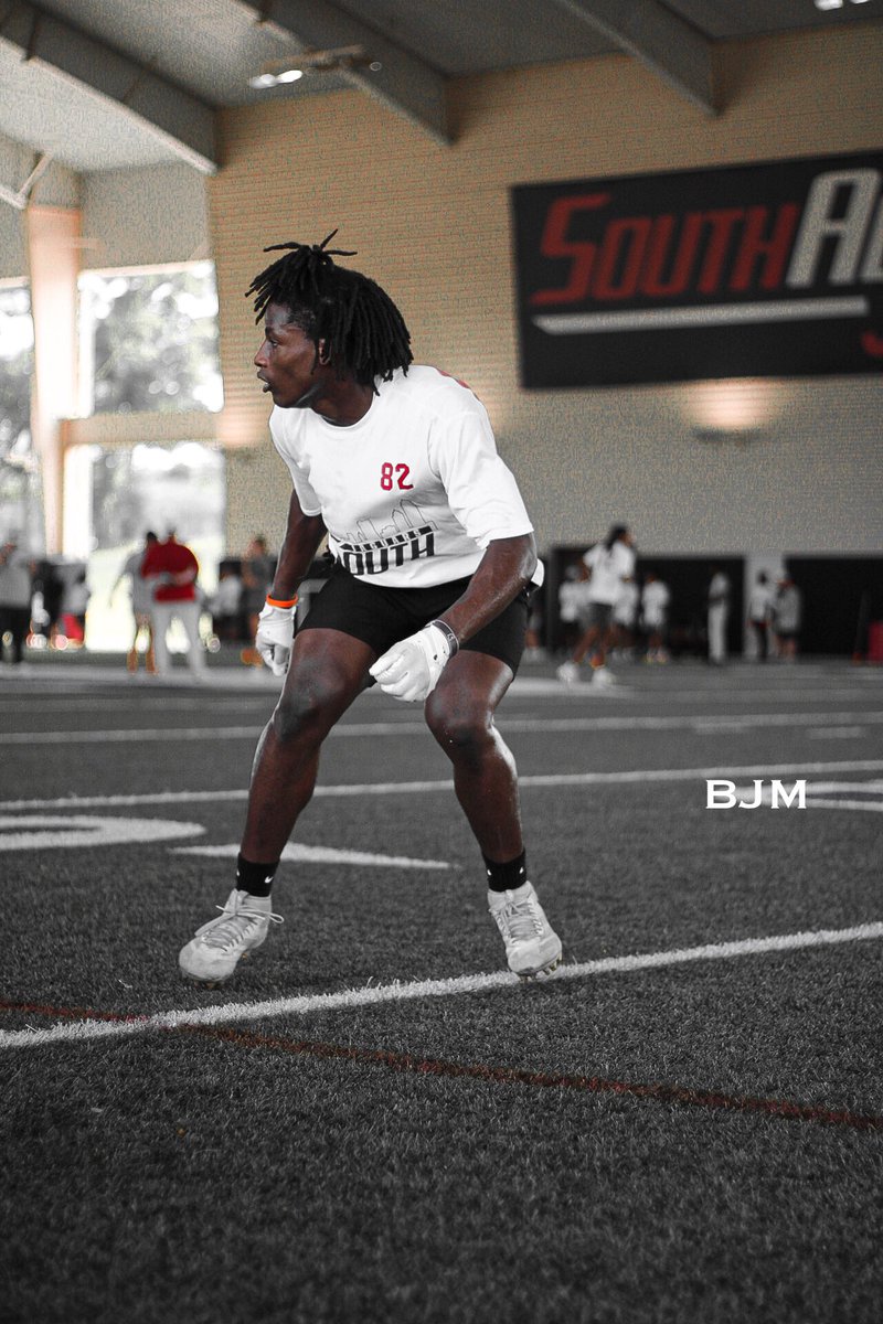 BabyJoeMedia2's tweet photo. C/O 28 , Ath | Jordan Jackson , Bc Rain ,Hs | South Alabama Prospect Camp‼️
 
Jackson Displayed Physicality &amp; Great Technique 

Offers: North Alabama, Troy, Tuskegee @_JordanJacksonn  @HallTechSports1 @helmet2helmt251 @DownSouthFb1 @AL_Recruiting https://t.co/ntuKLhUyUt