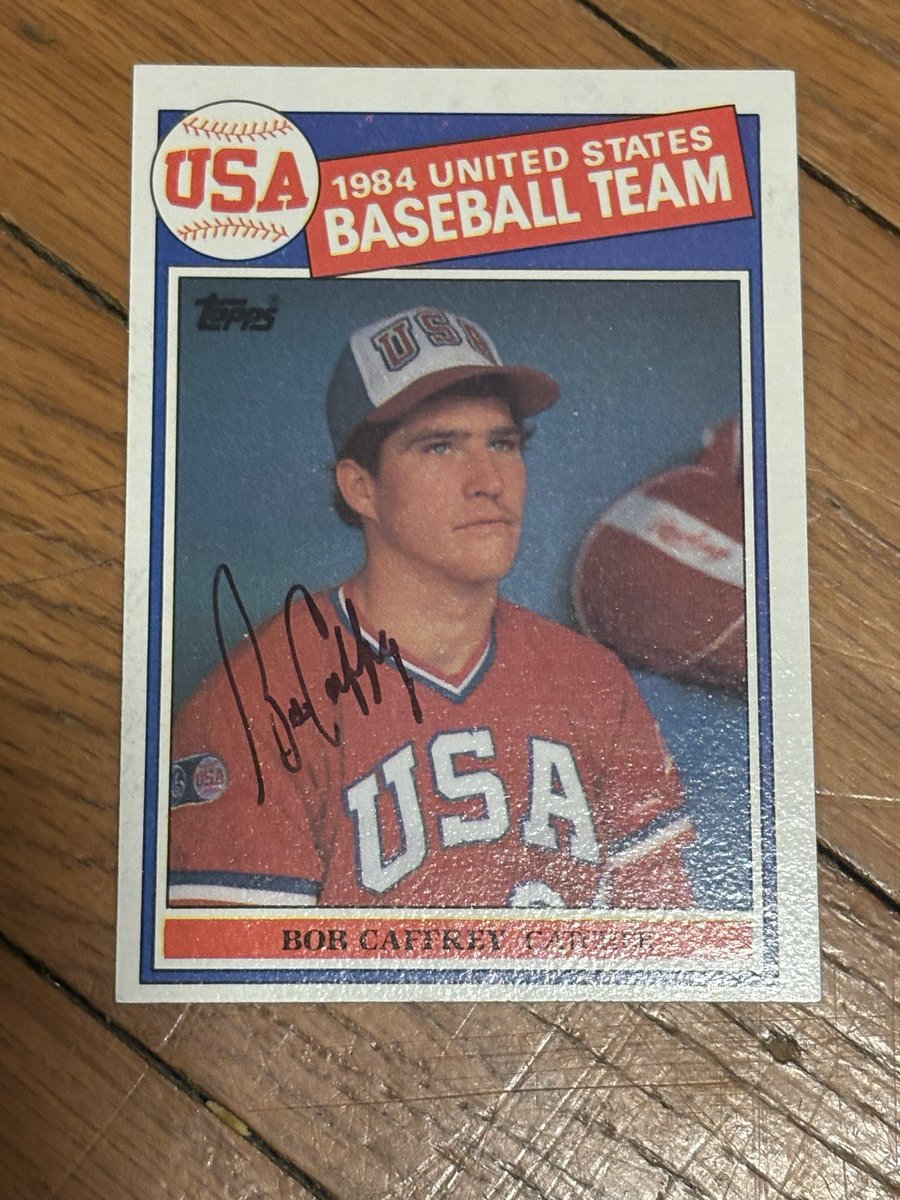 mjs80377's tweet photo. Thanks to former @USABaseball Catcher Bob Caffrey for signing my @Topps card #Baseballcard #TTMAutograph #Autograph #TTMSuccess #Hobby #Collect #TTM #USA 🇺🇸 https://t.co/nijbOrJ2H1