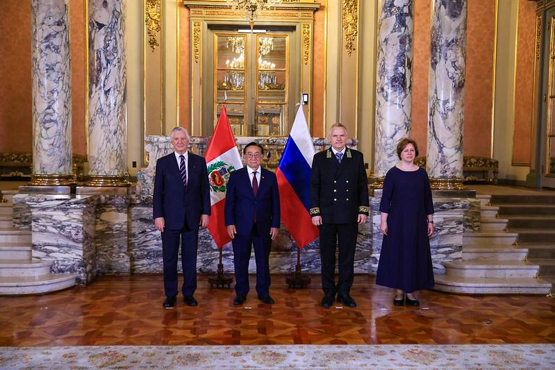 RusEmbPeru's tweet photo. 🗓️ El 29 de mayo, el Embajador de la Federación de Rusia Alexey Ushakov hizo entrega de sus Cartas Credenciales al Presidente de la República del Perú, José María Balcázar.
🇷🇺🤝🇵🇪 https://t.co/OlcDEEWmMJ
#Diplomacia 
#PeRusia 
#RelacionesBilaterales #CooperaciónInternacional https://t.co/PmhjDegyOI