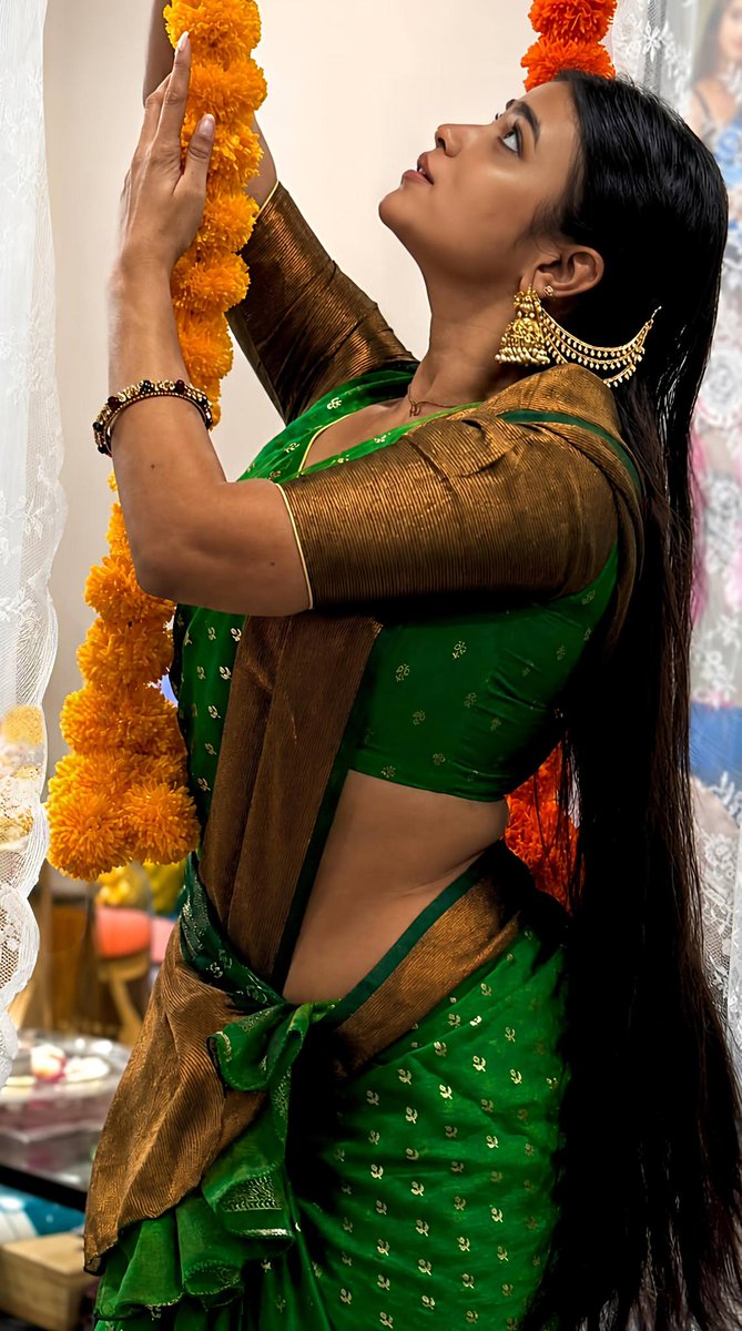 actresshotzon's tweet photo. madhu π
Tap to see the Fabulous Actresses photo
#models #instamodel #modelhot #actress #photos #actresshot #navel #celebrities
#reels #tamilserialactress #tamiltvactress #tamilserialheroine #tamilactress https://t.co/mYnDzsKmjE