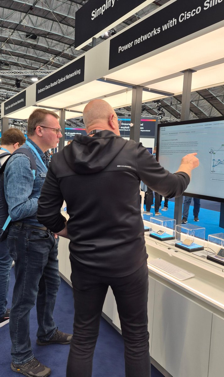 CiscoEvents's tweet photo. 'Connect' with our Secure Global Connectivity experts 🌐 in the Cisco Showcase at #CiscoLive and see how Cisco's architecture maximizes digital resilience, accelerates revenue growth, and powers operational excellence for your most critical missions.🚀 https://t.co/sZHQBSRroE https://t.co/NiNeVdlKIf