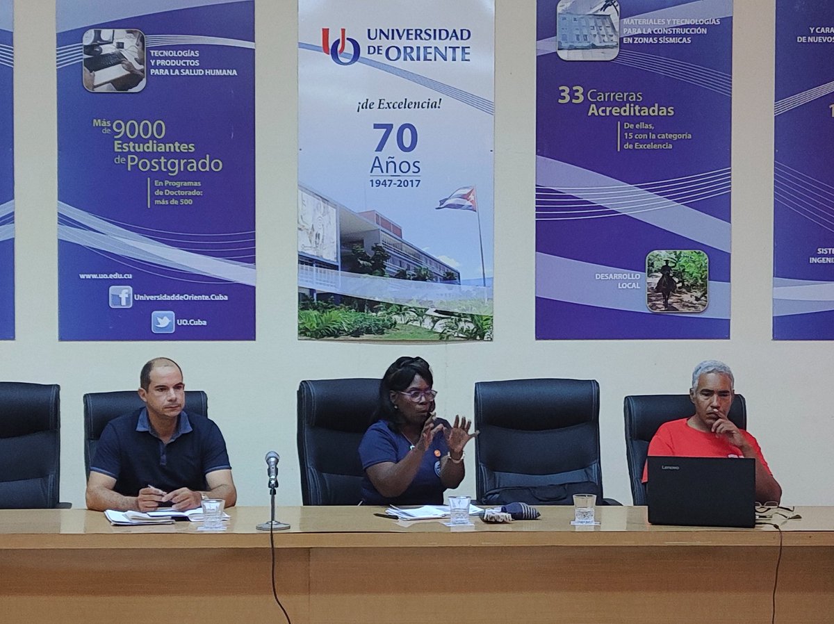 UOCuba's tweet photo. 🎙️Con el pie en estribo los cuadros de la UOCuba se vienen preparando para la defensa. El pasado viernes profundizaron en varios temas
de gran importancia para poder enfrentar una probable agresión. Amplíe en: https://t.co/76QlfWWGBA https://t.co/jwKMfXLUKh