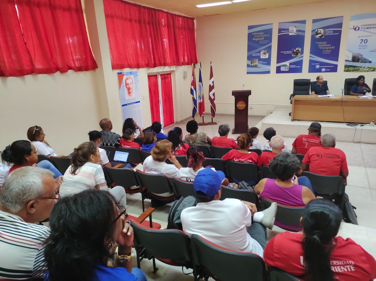 UOCuba's tweet photo. 🎙️Con el pie en estribo los cuadros de la UOCuba se vienen preparando para la defensa. El pasado viernes profundizaron en varios temas
de gran importancia para poder enfrentar una probable agresión. Amplíe en: https://t.co/76QlfWWGBA https://t.co/jwKMfXLUKh
