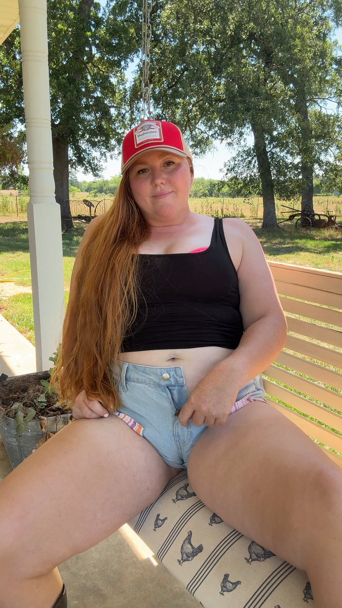 Cowgirl Jolene tweet media