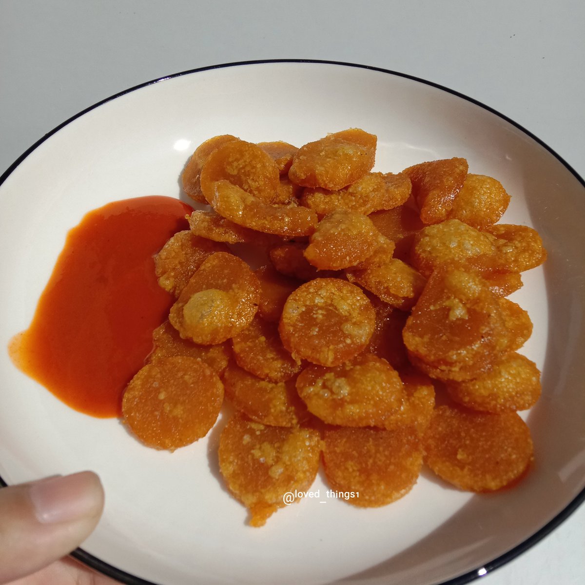 loved_things1's tweet photo. sayangnya aku kurang cocok sama petis maduranya. Menurut lidahku petisnya cenderung asem dan ada after taste yg cukup kuat

jadi aku makan pakai sambal cabe rawit varian manis pedas dari Balado 72 ini. Pedesnya beneran nampol dan nggak pakai bahan pewarna

https://t.co/4bK2UVZdwR https://t.co/kc6M49QrnN