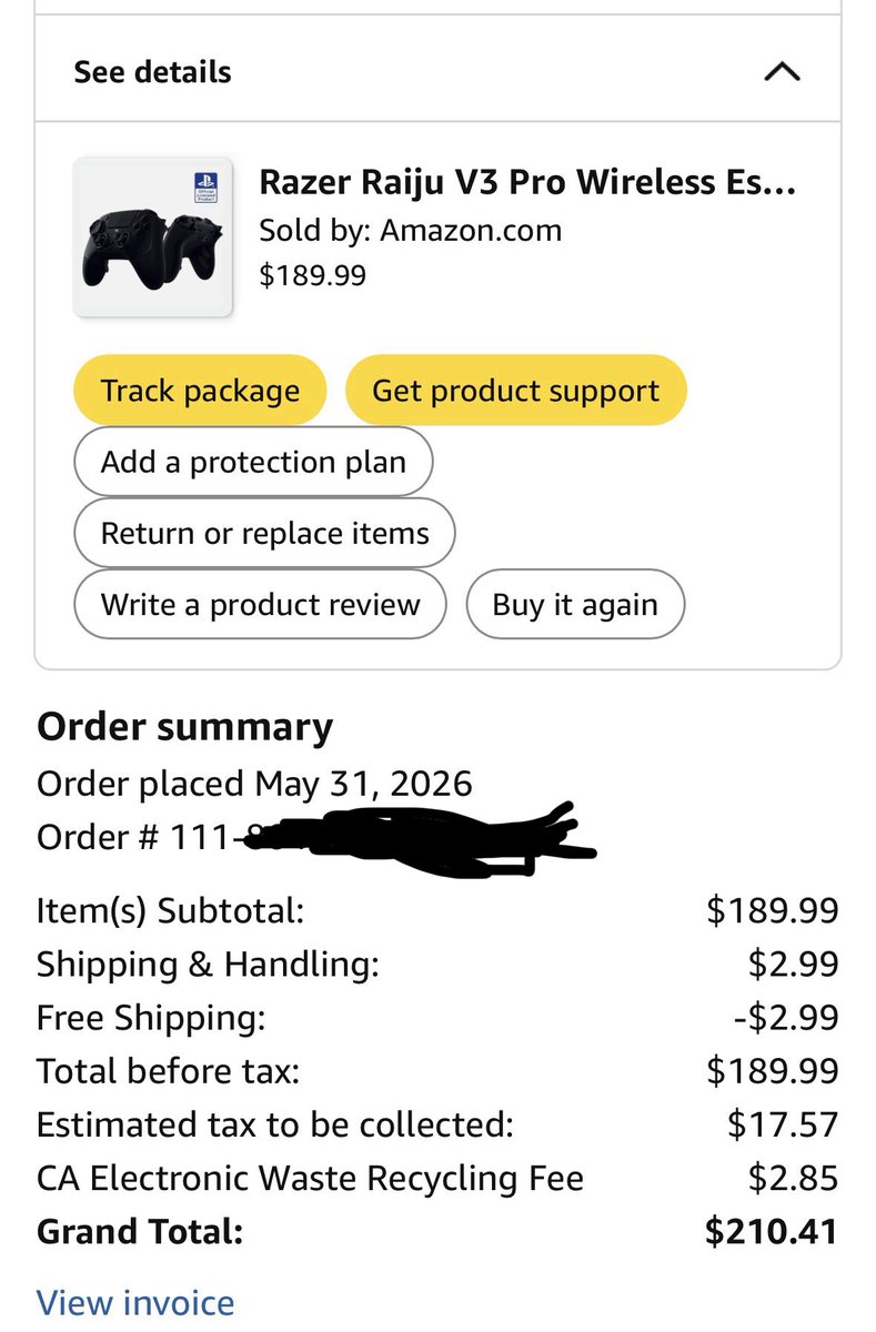 Openminded187A's tweet photo. Waiting for my new controllers to arrive one comes in today! 🙌 https://t.co/h24uJeZV7g