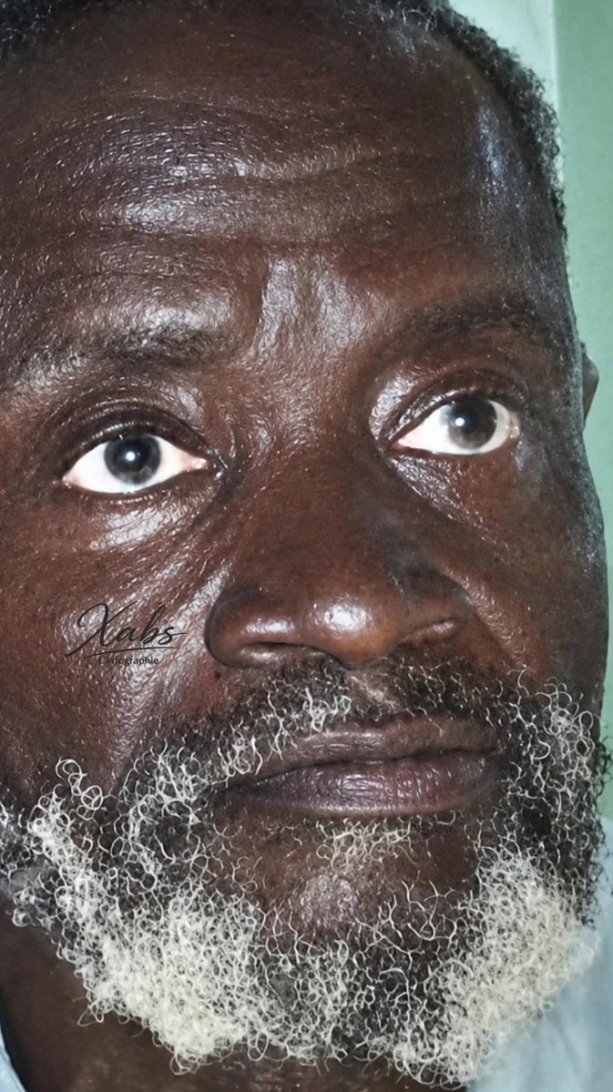 Sowrou10's tweet photo. Serigne Saliou Mbacké

Qu’Allah couvre ton âme de Sa lumière pour l’éternité https://t.co/uTPM8cTH4I