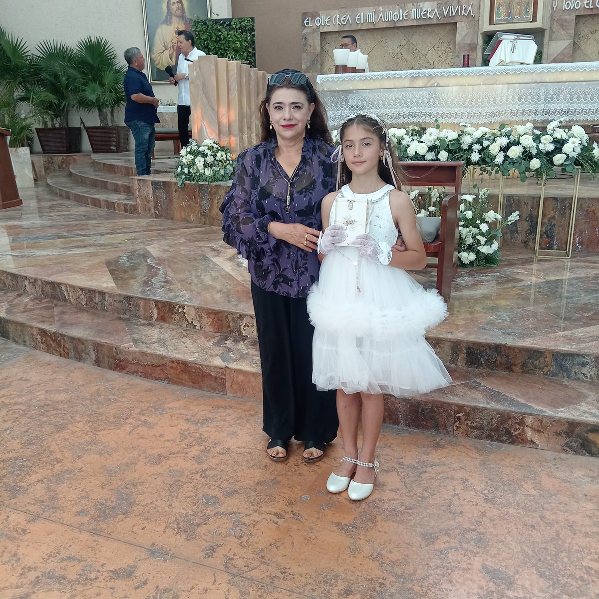 lopez_dmitri's tweet photo. ⛪⚔️🗝️🔅⚜️♣️✝️😇 https://t.co/W2jvdeseH9