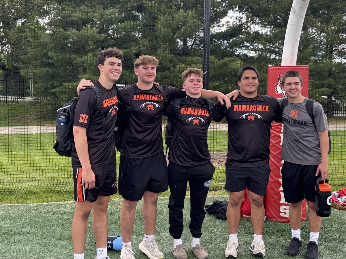 Evan_Gray2028's tweet photo. Thank you @Marist_Fball for a great camp. Had an awesome time competing and meeting coaches.

@CoachBerryFB @MiddFBMandigo @_CoachMurphy @CoachYoung5 @Cats_CoachCoyne @FBCoachPaquette @CoachBarbieri @Coach_Cottle @Coach_MMac @defWINchips @vitron5 https://t.co/dS1pZy8nkL