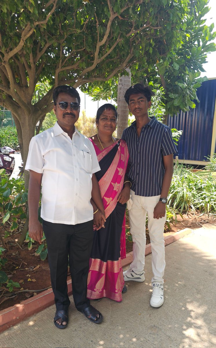 kottieswaransp's tweet photo. https://t.co/Nb3zmK3RXx