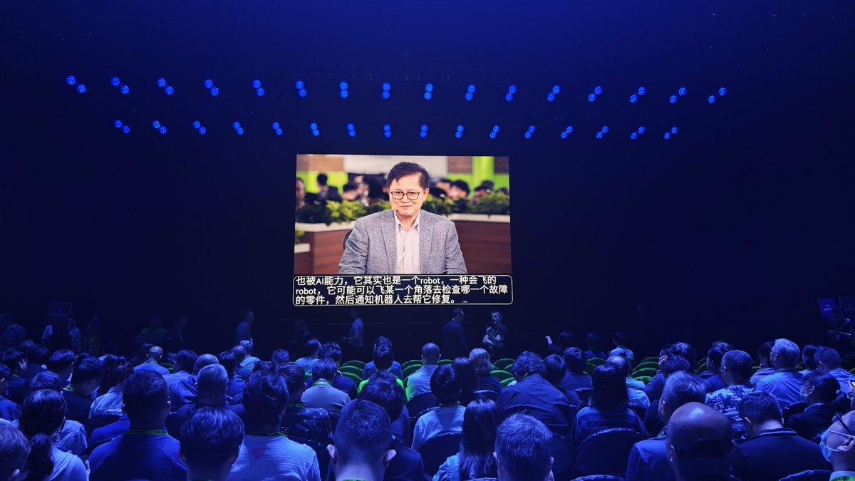 Hwptr's tweet photo. #COMPUTEX2026 için Tayvan'dayız. NVIDIA'nın duyurularını dinleyeceğim #NVIDIAGTC ile güne başlıyoruz! @nvidiageforcetr https://t.co/4heSvSGQz4