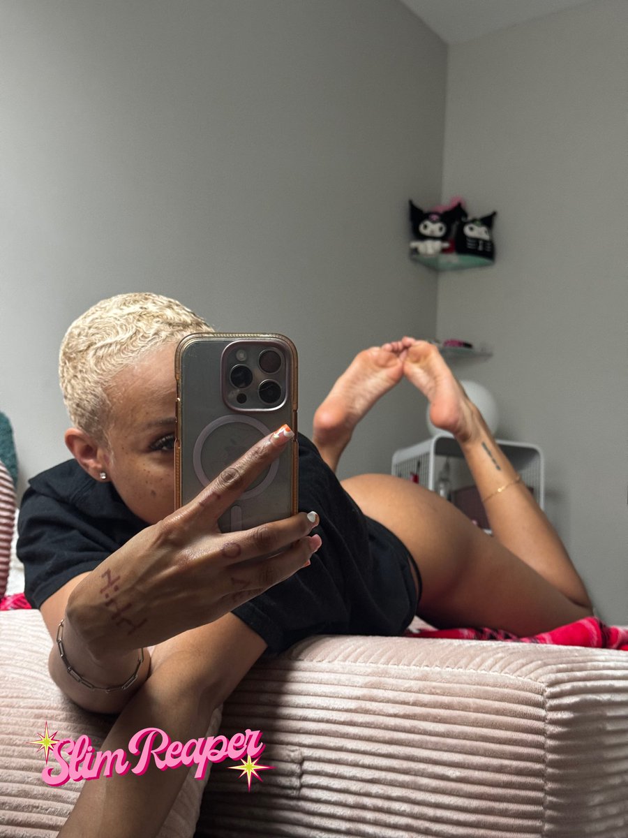 TheSlimReaper44's tweet photo. Horny, feral taking FaceTime calls before my stream￼💕

Text MENU &amp; be payment ready

HoneyHideOut444@icloud.com https://t.co/XQ5a0Yiwmv