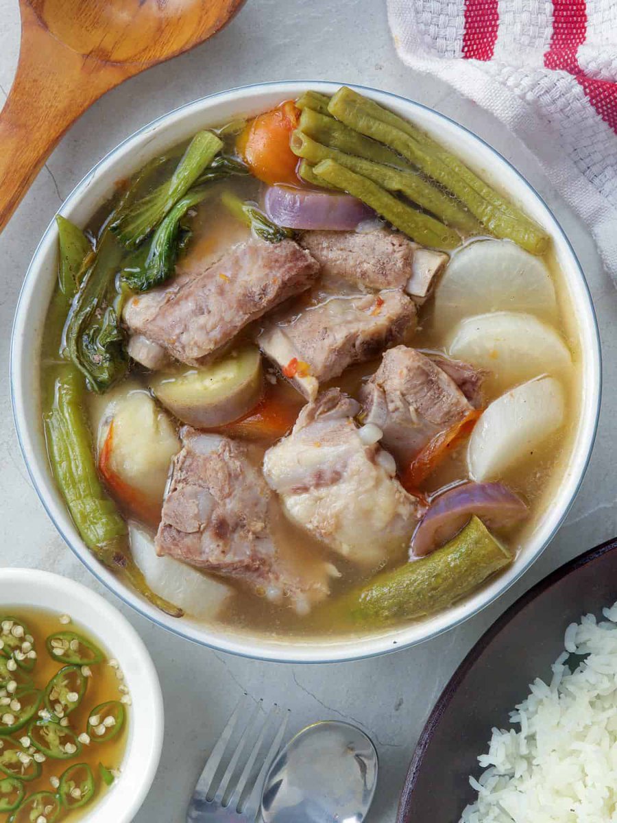 clitioris's tweet photo. Mind you, these are what we eat regularly and most of yall don’t like them. We don’t play about veggies. https://t.co/TX6N6Z3HaB