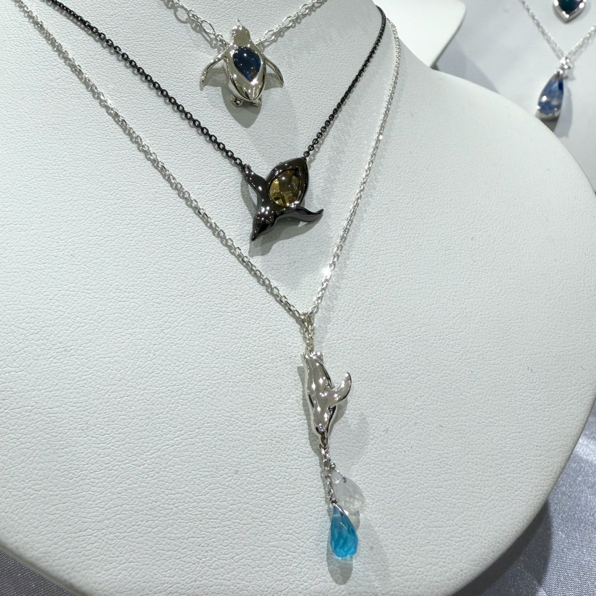 PioParakee's tweet photo. 残り2日となりました！！
#横浜高島屋 イベントです✨
ゆったりとご覧いただけますので是非お越しくださいませ🐤

本日はペンギン尽くしのアイテムです🐧
お好みに合わせて石をお選び頂けます！！ https://t.co/IUbKPkeIvX