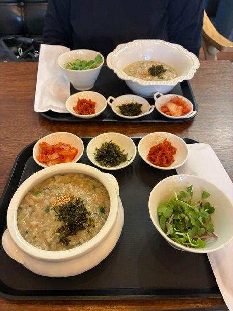 konest's tweet photo. 【注目の口コミ】秀家(SUGA)
「約２年ぶりの訪問でした」

約２年ぶりの訪問でしたが、全く変わらず美味しいお粥を食べられて、いろいろなことを話して、楽しく過ごすことができました。

🔽口コミを読む
https://t.co/1xe5NZOcNK https://t.co/GC6QLASiRF