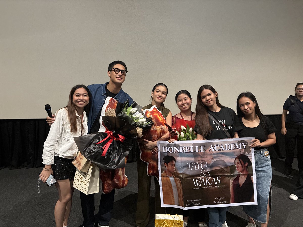 dbjassy's tweet photo. Thank youuu @donnypangilinan and @bellemariano02 for visiting our @DonBelleAcademy Blockscreening at Sm North Directors Club. 🖤❤️

#DonBelle #TayoSaWakas https://t.co/0ghyZ64BlH