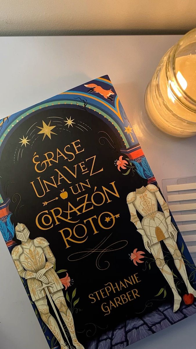 Lgirly99's tweet photo. Between pages, magic and impossible loves, I found my favorite place tonight. ✨📖 https://t.co/4ayuaosL1x
