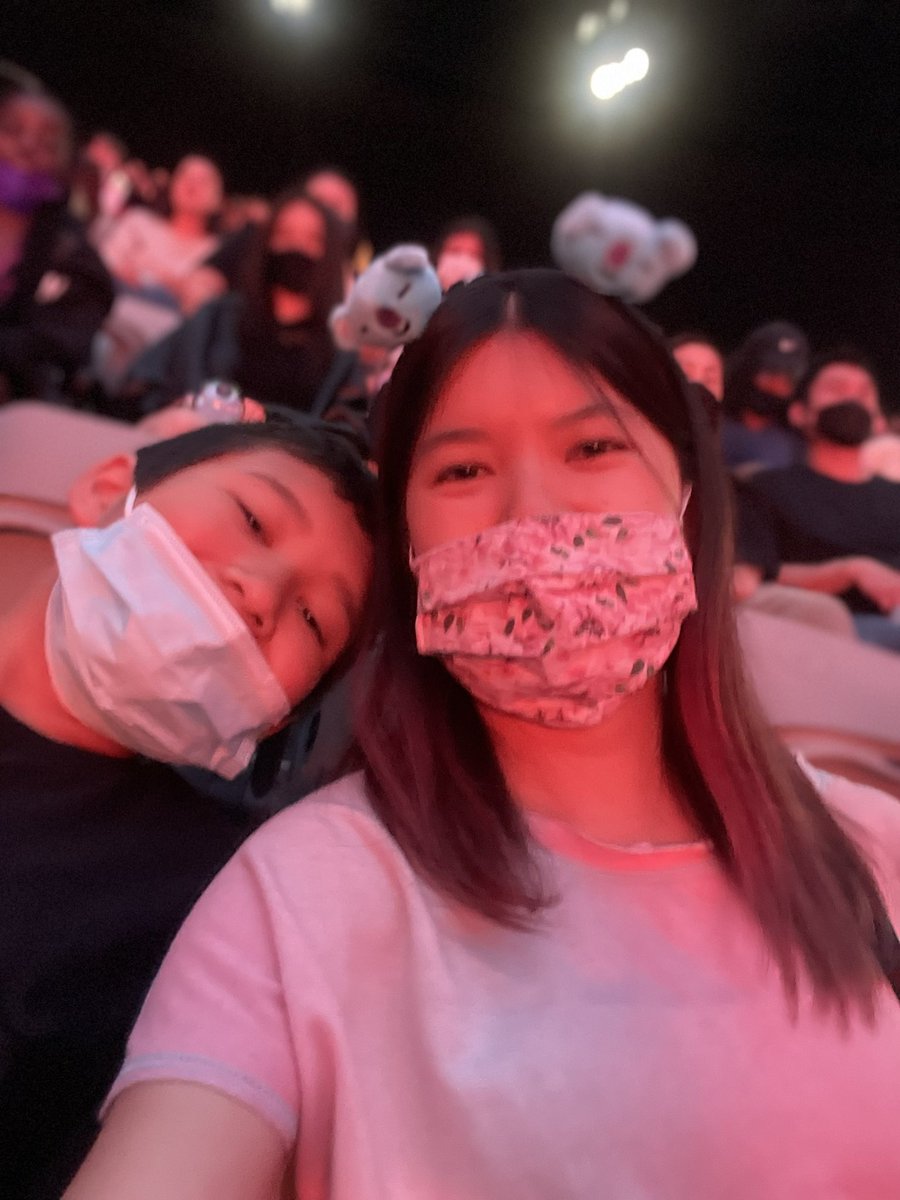 EscotoMath201's tweet photo. 1st BTS concert 💜Latest BTS concert https://t.co/tnUoyEGFIf