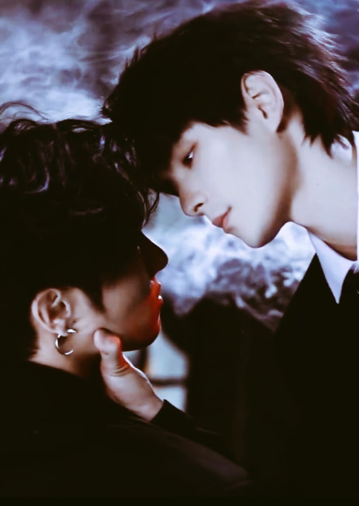 acequinx's tweet photo. #SanYi  AU🔞

College Boy Chu San goes home beaten up again by Rowdy Liu Yi, cursing him and waiting to get rid of his bullies. 

Only to wake up the next day, 10 years later, married to the man, who is grumbling at him for leaving him tied up all night and worst of https://t.co/vmEXi2817v