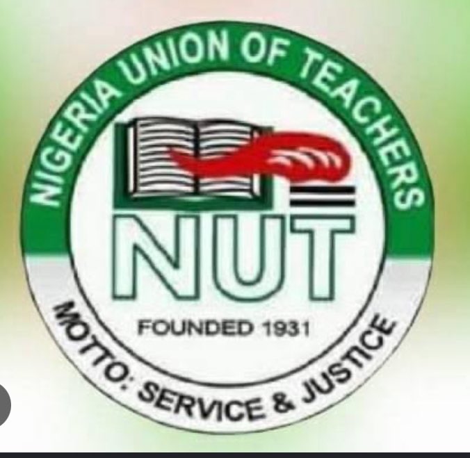 Inside_Edo's tweet photo. Breaking: From June 1, 2026, Oyo NUT has directed public primary and secondary school teachers to begin an indefinite strike following the kidnapping of teachers and pupils in Orire LGA. Private schools are expected to remain open.

#NUT #OyoStrike #InsideEdo https://t.co/GBO3mfHTr8