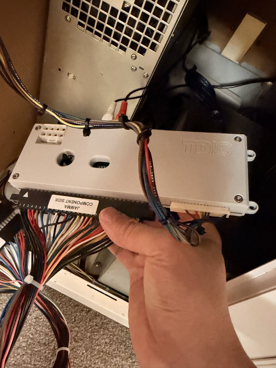 Duey0x0's tweet photo. Got myself TD-IO.. i guess it should be the fatest JVS Jamma IO on this planet #arcade #jamma #jvs #tdio https://t.co/v1aH7gc17o