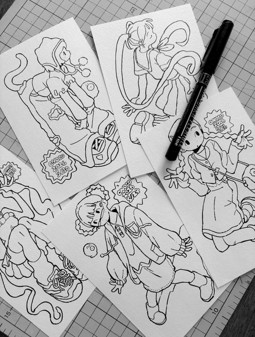 個展用のモノクロ原画。
こういうのを20枚くらい壁に並べる予定です 