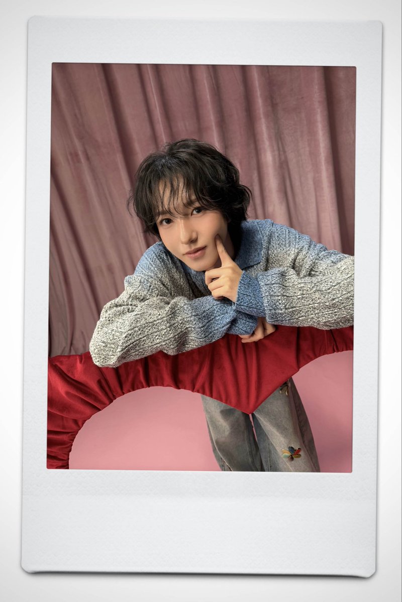 HRJFEED's tweet photo. exclusive #renjun photos from qq digital album 🦊💛

RENJUN ECHOES BETWEEN US
#RENJUN_同谋者的默契 https://t.co/1RoHjqOqty