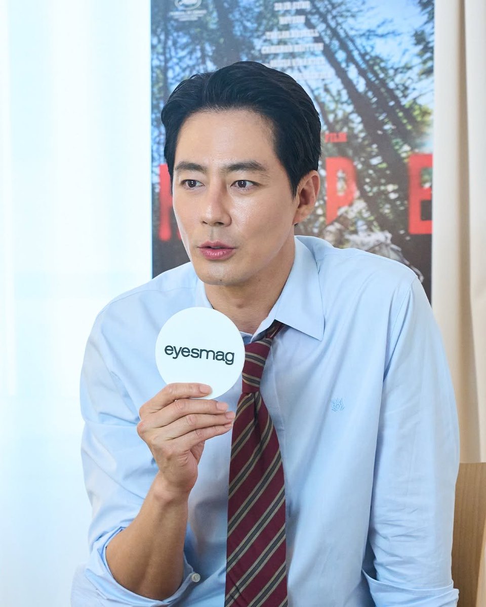 JoInSungPH's tweet photo. Stunning even behind the scenes 😍
#zoinsung #조인성
https://t.co/nQhNM6JX8I https://t.co/F3n0IRZGF9