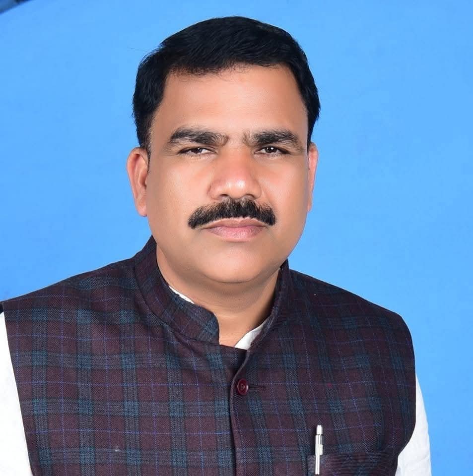 BBDashBanpur's tweet photo. ମାନ୍ୟବର ବିଦ୍ୟାଳୟ ଓ ଗଣଶିକ୍ଷା, ଅନୁସୂଚିତ ଜାତି ଓ ଅନୁସୂଚିତ ଜନଜାତି ଉନ୍ନୟନ, ସଂଖ୍ୟାଲଘୁ ଓ ପଛୁଆ ବର୍ଗ କଲ୍ୟାଣ ଏବଂ ସାମାଜିକ ସୁରକ୍ଷା ଓ ଭିନ୍ନକ୍ଷମ ସଶକ୍ତିକରଣ ବିଭାଗ ମନ୍ତ୍ରୀ ଶ୍ରୀ ନିତ୍ୟାନନ୍ଦ ଗଣ୍ଡ ମହୋଦୟଙ୍କ ଶୁଭ ଜନ୍ମଦିନ ଅବସରରେ ହାର୍ଦ୍ଦିକ ଶୁଭେଚ୍ଛା ଓ ଅଭିନନ୍ଦନ।

@NityanandaBJP https://t.co/hnGQsu4pbj
