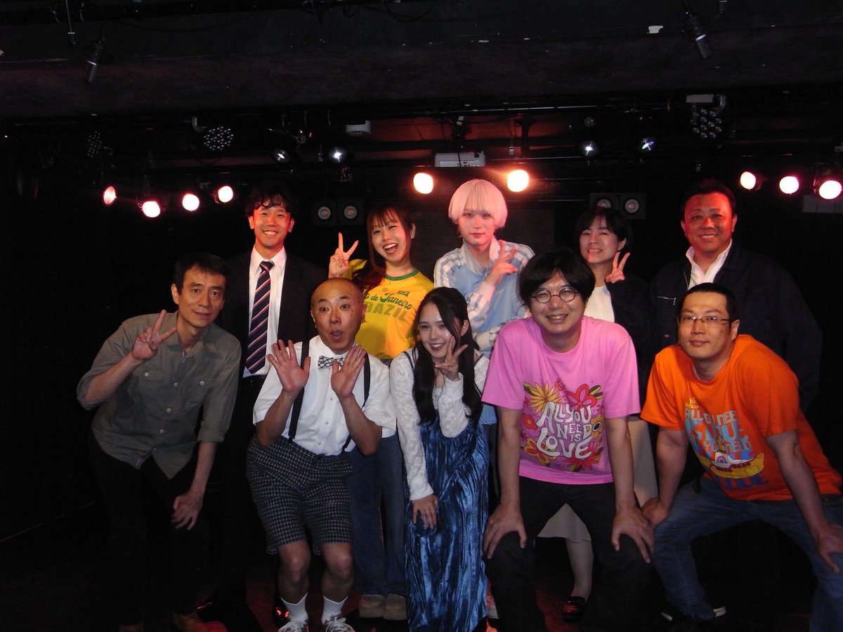 botibotipakaaa's tweet photo. 舞台「はじめましてノスタルジア」
終演しました。

ご来場いただいたみなさま
ご協力くださった全ての皆さま
ありがとうございます✨

稽古から本番までたくさん笑った3ヶ月。
ほんま楽しかった！

「お水って大事ですよね」
株式会社スモールレイク　小池健太　役 https://t.co/Shlns4imWW